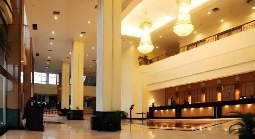 فندق أواسيز أمير جاكرتا المظهر الخارجي الصورة